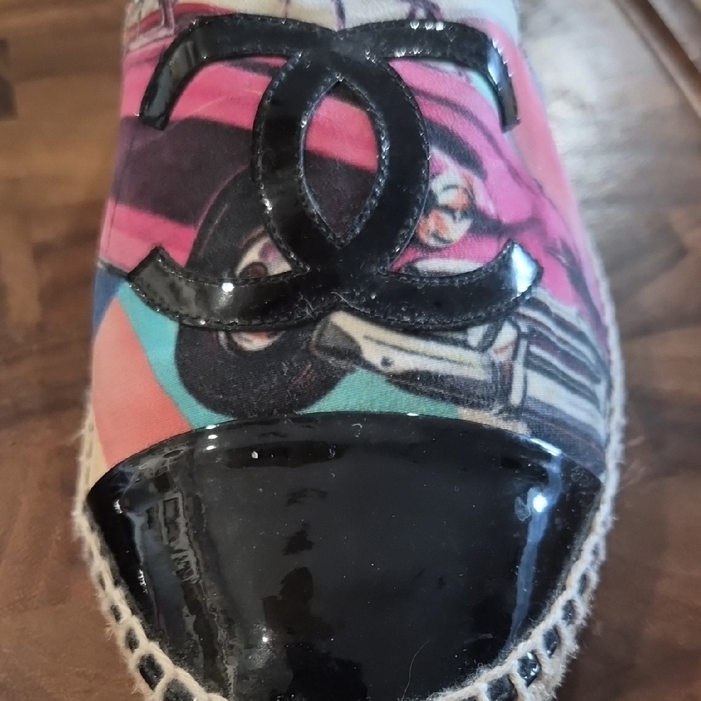 CHANEL Multicolor Canvas Espadrilles with Black Patent Toe - Picture 3 of 15